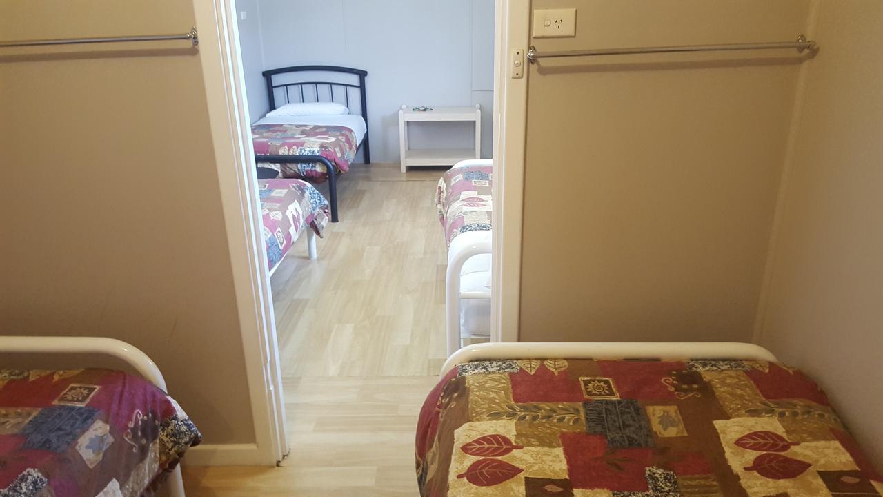 Tingle All Over Budget Accommodation วอลโพล ภายนอก รูปภาพ