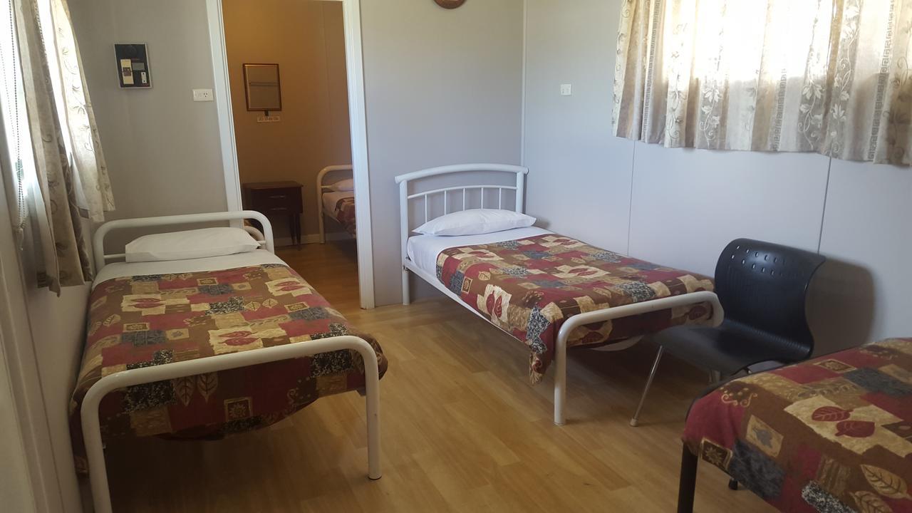 Tingle All Over Budget Accommodation วอลโพล ภายนอก รูปภาพ