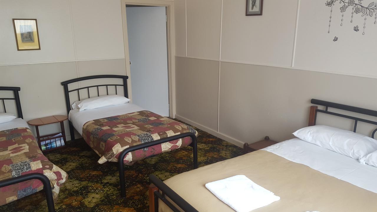 Tingle All Over Budget Accommodation วอลโพล ภายนอก รูปภาพ
